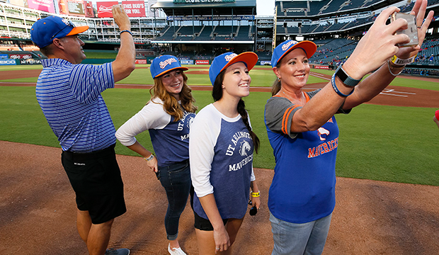 UTA Night at the Rangers
