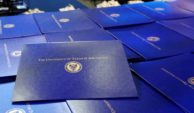 UTA diploma covers