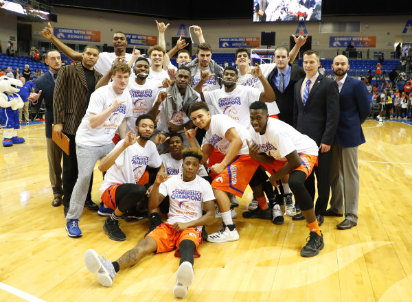 men's basketball champs