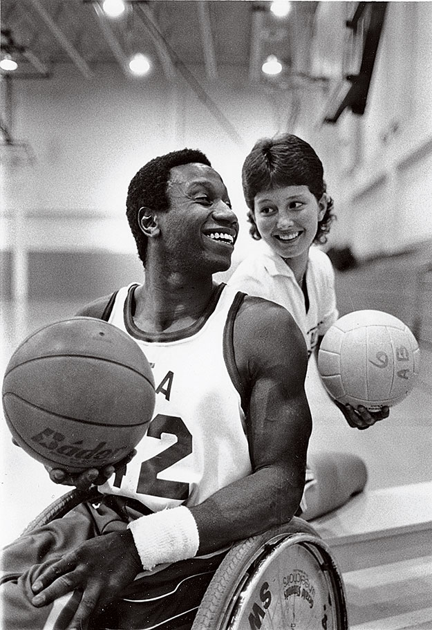 Wheelchair basketball player Abu Yilla and volleyball player Judith McGill (1985)