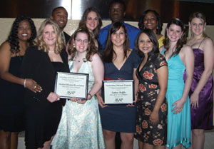 Student Alumni Association recieve award