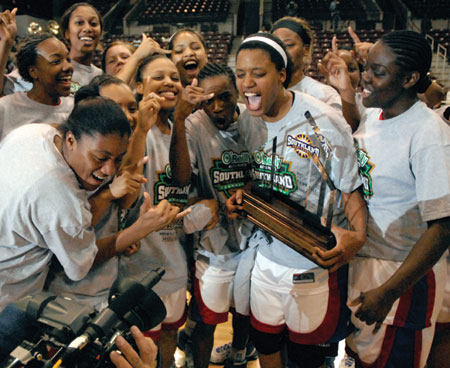 Mavericks womens basketball team Mavericks womens basketball team