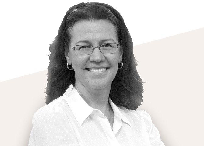 Professor Minerva Cordero