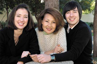 Mia Barnett, Kyong Ju Barnett and Jesse Barnett